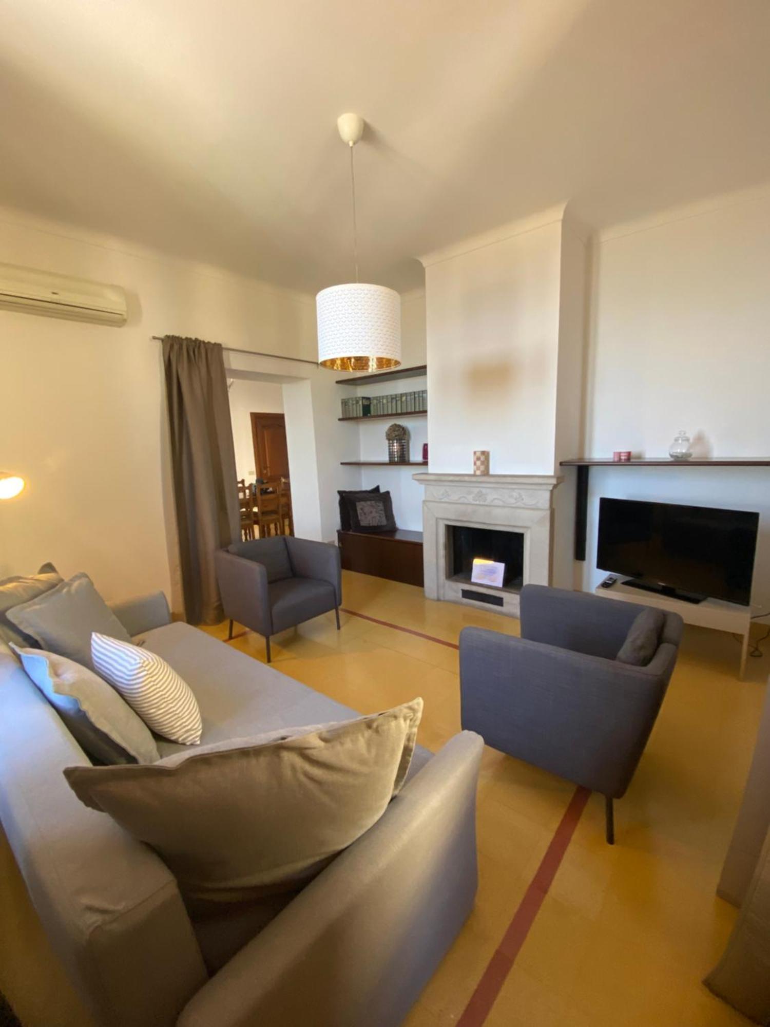 Palazzo Pia Rooms Valdragone Luaran gambar